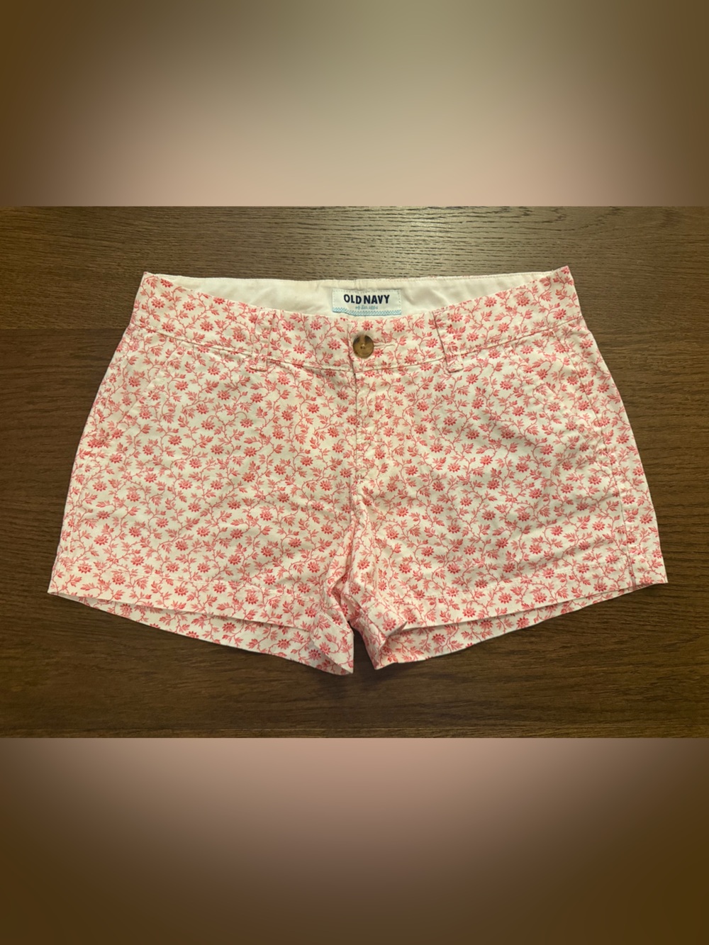 Old Navy Red and White Floral Print 100% Cotton Women's Shorts